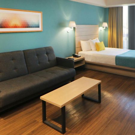 City Express Suites By Marriott Tijuana Rio Exteriör bild